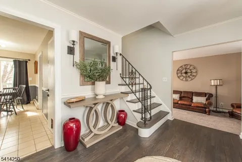 $750,000 | 19 Mcneile Drive, Parsippany, NJ 07054