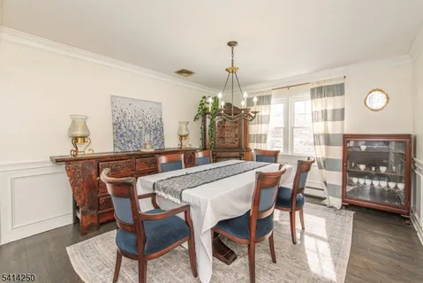 $750,000 | 19 Mcneile Drive, Parsippany, NJ 07054