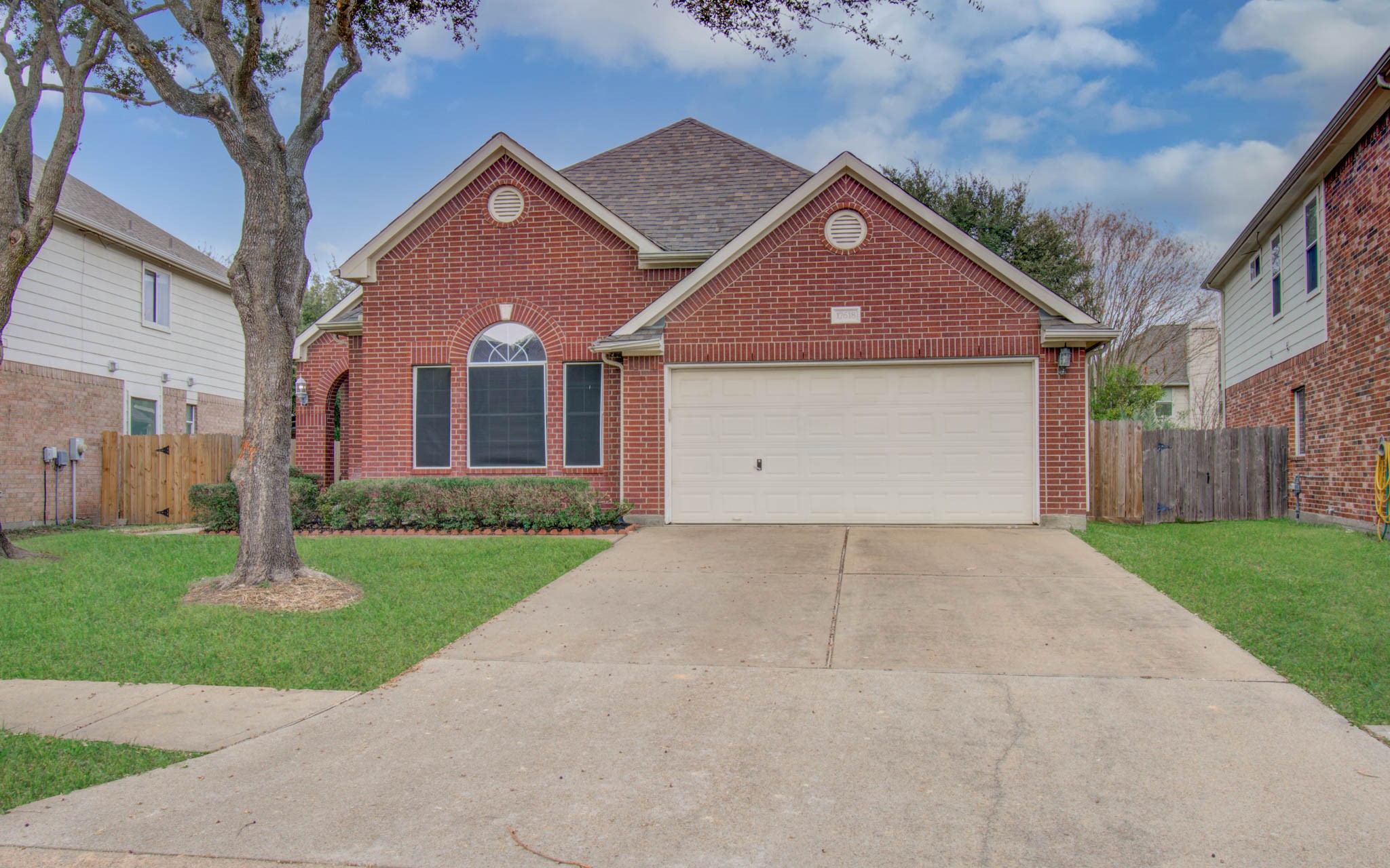 17618 Riata Manor Lane Cypress, TX 77433 - Photo 2 of 50