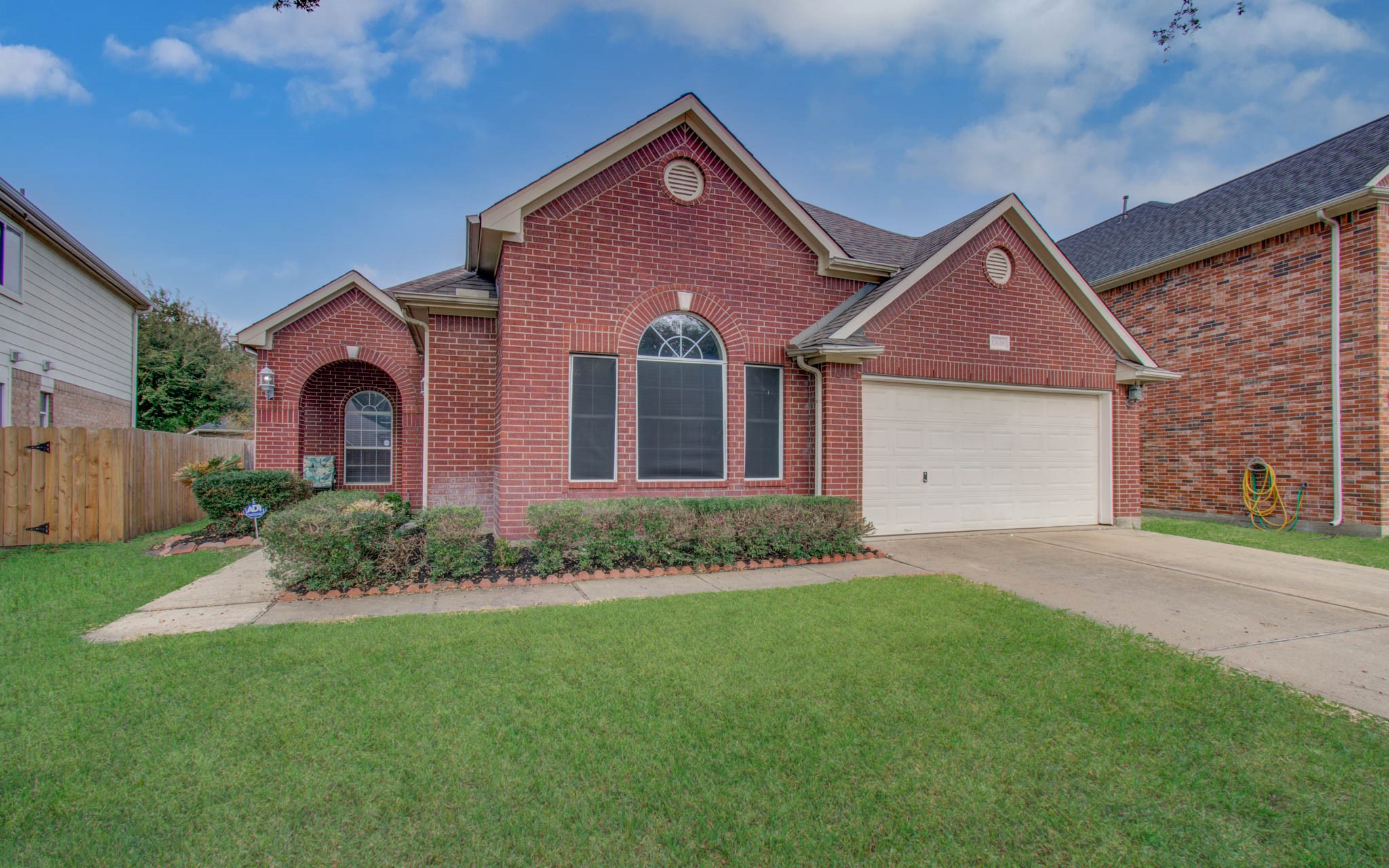 17618 Riata Manor Lane Cypress, TX 77433 - Photo 3 of 50