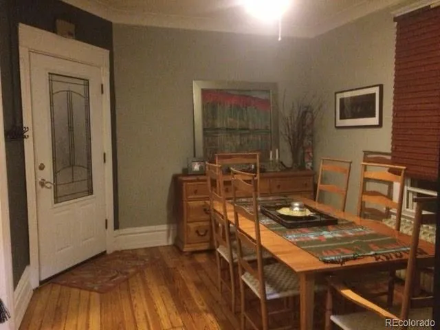 a view of a workspace with furniture