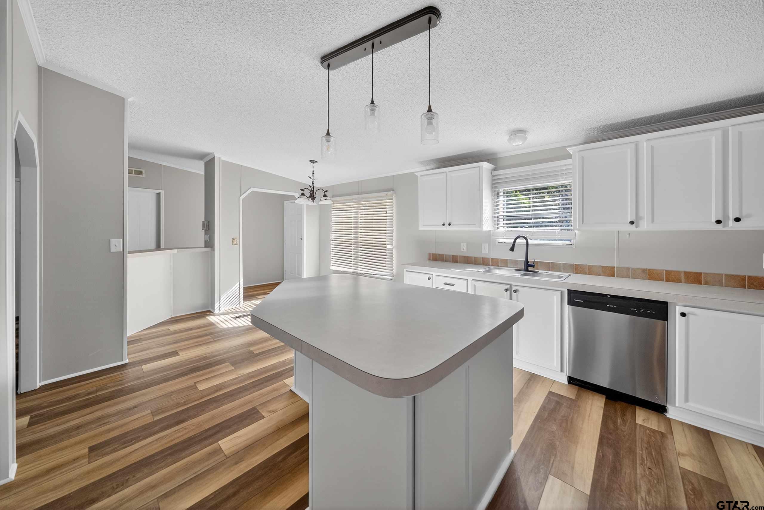 327 Pine Hill Longview, TX 75605 - Photo 11 of 46