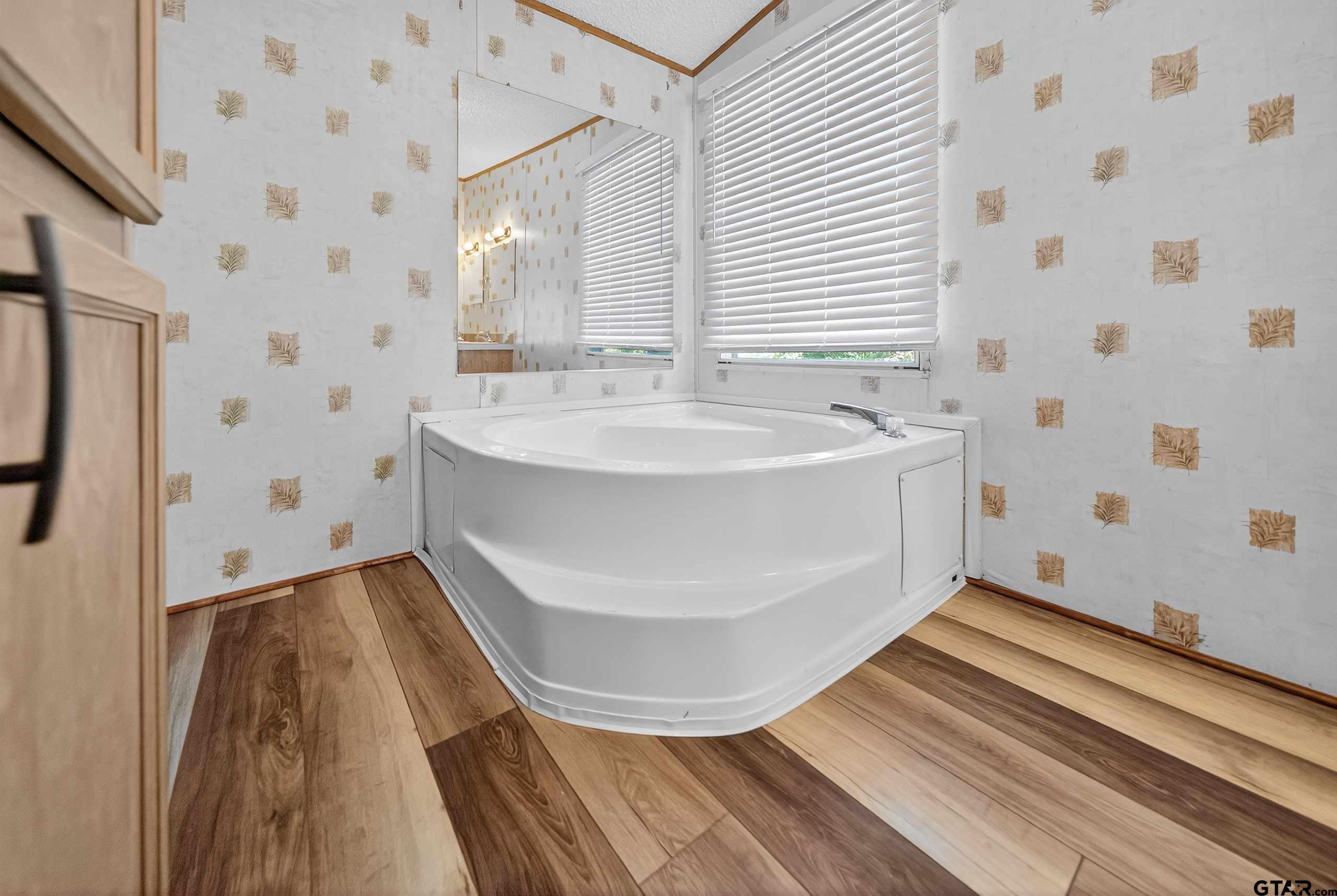 327 Pine Hill Longview, TX 75605 - Photo 15 of 46