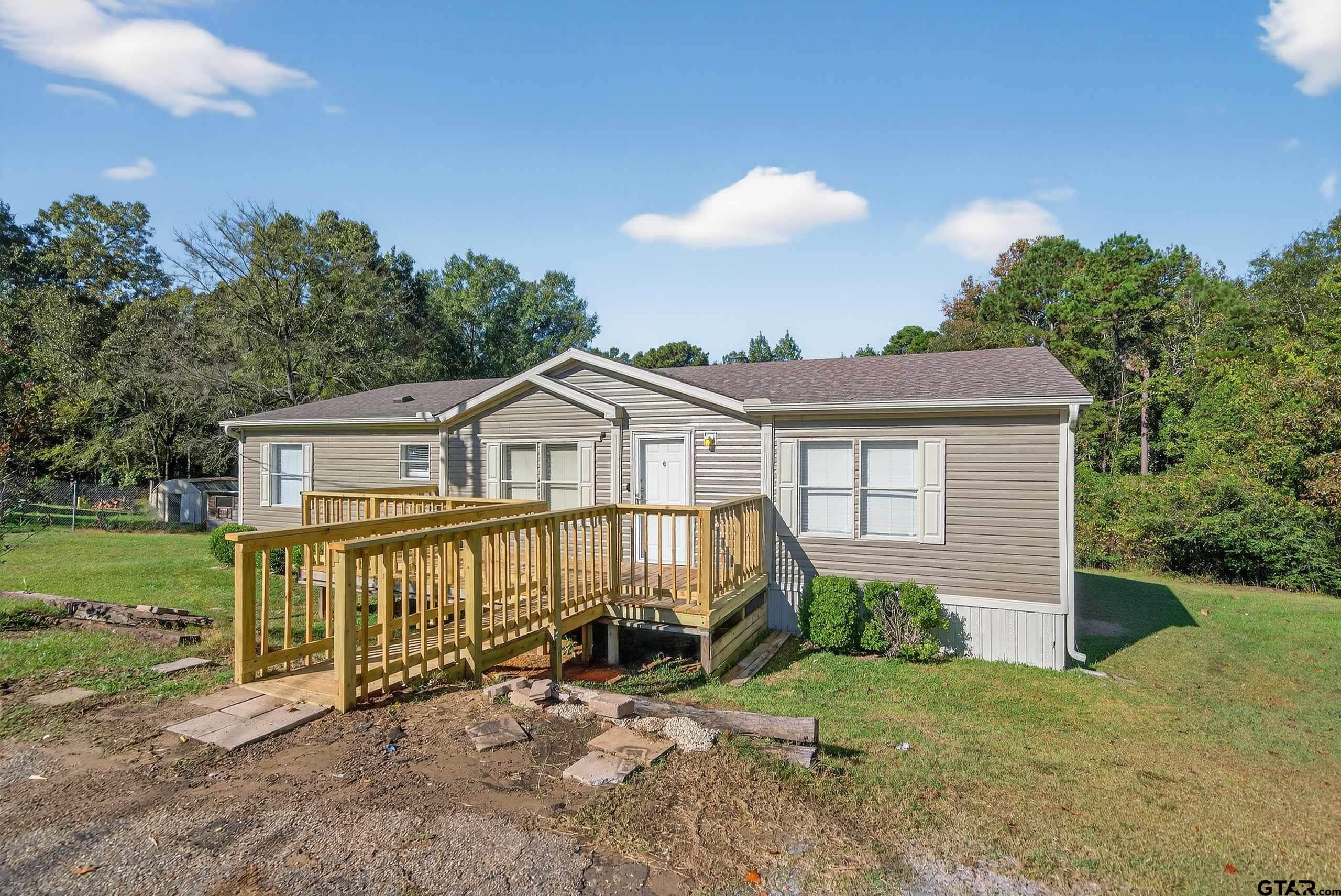 327 Pine Hill Longview, TX 75605 - Photo 6 of 46