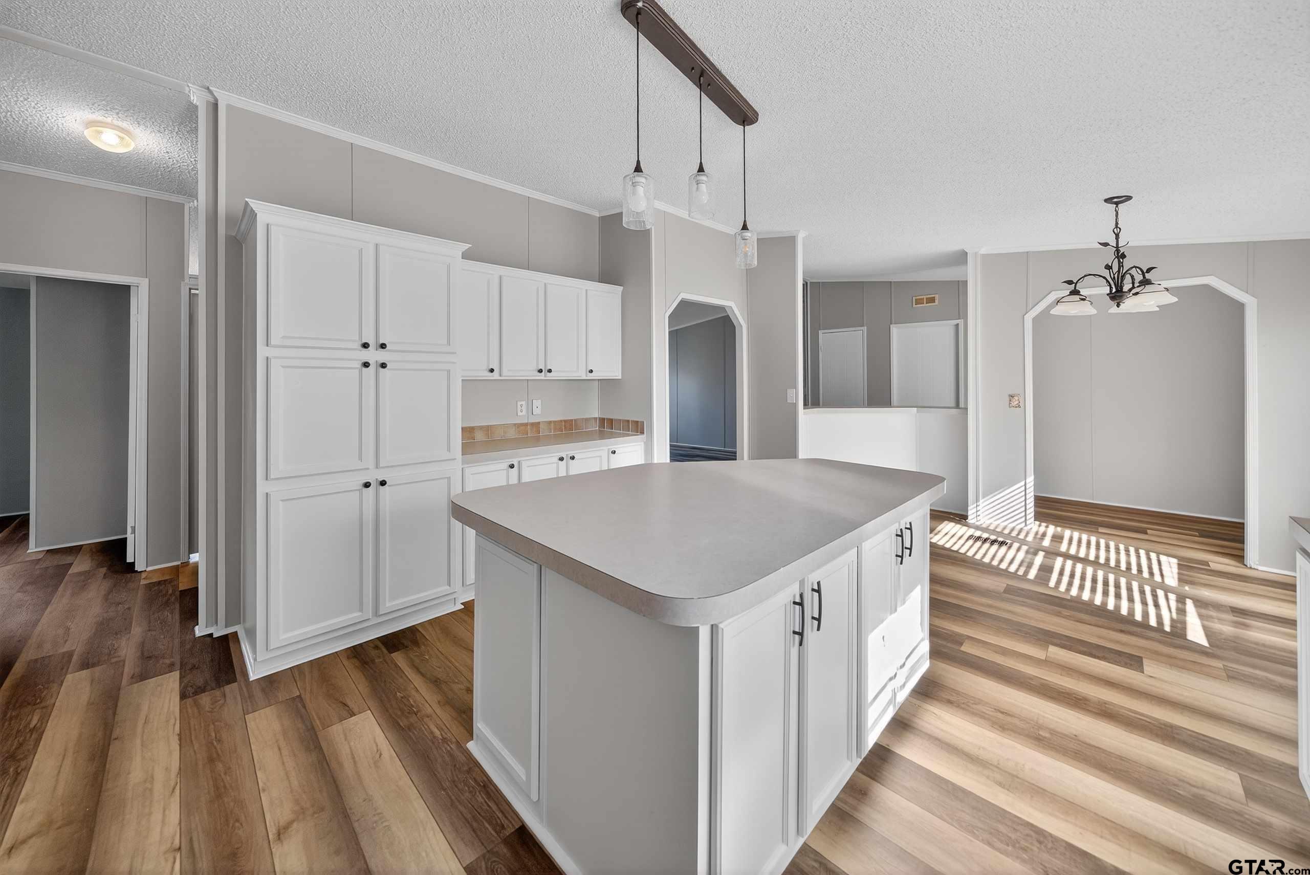 327 Pine Hill Longview, TX 75605 - Photo 10 of 46