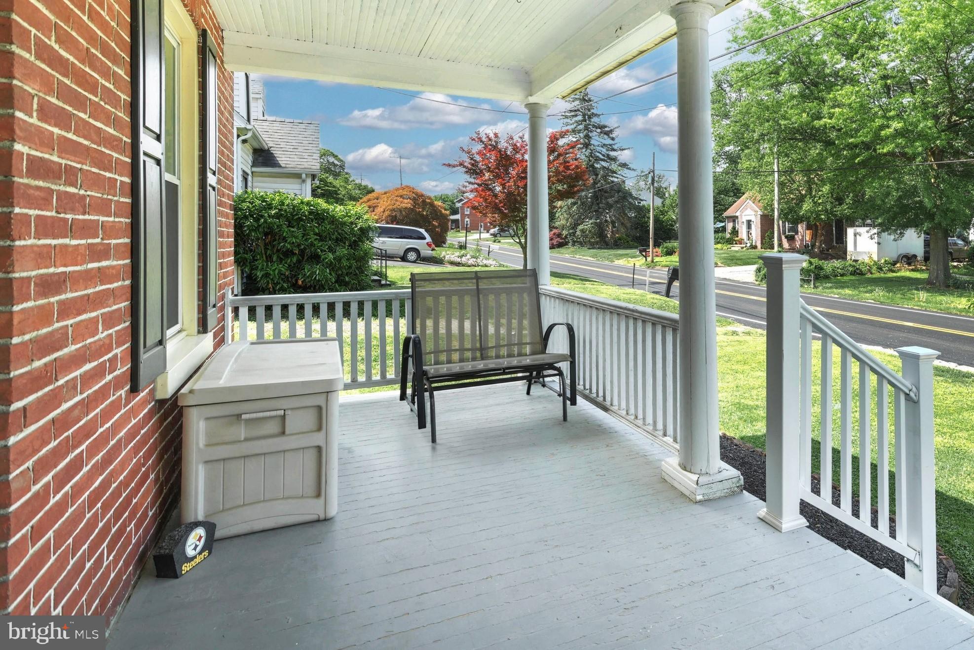 140 Locust Grove Road York, PA 17402 - Photo 4 of 26 Gallery Image 4
