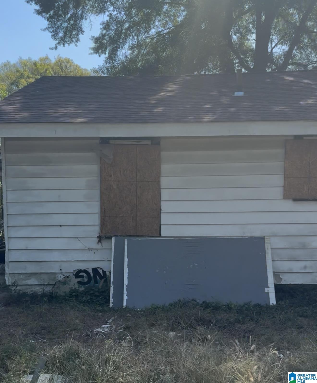 1317 24th Street Southwest Birmingham, AL 35211 - Photo 3 of 5
