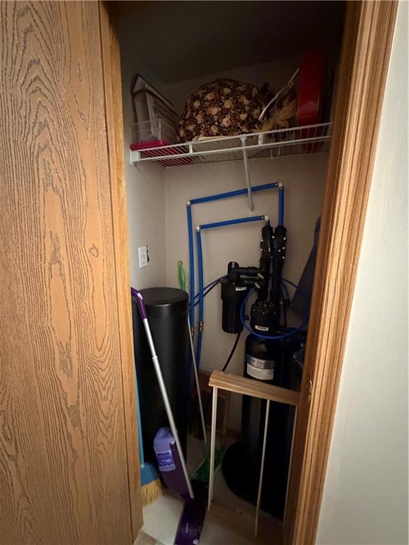 1881 Westford Road Jamestown, PA 16134 - Photo 44 of 50 a view of two room with gym equipment