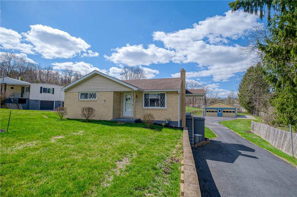 107 Logan Road Imperial, PA 15126 - Photo 2 of 25 Gallery Image 2