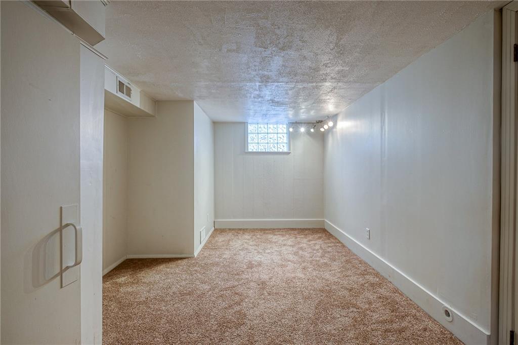 107 Logan Road Imperial, PA 15126 - Photo 16 of 25 Gallery Image 16