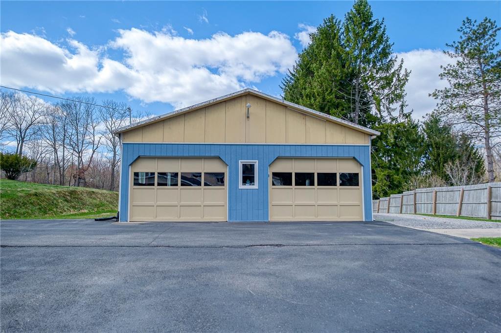 107 Logan Road Imperial, PA 15126 - Photo 20 of 25 Gallery Image 20