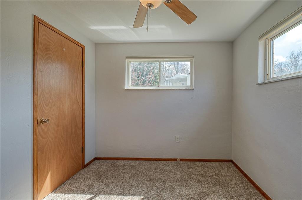107 Logan Road Imperial, PA 15126 - Photo 9 of 25 Gallery Image 9