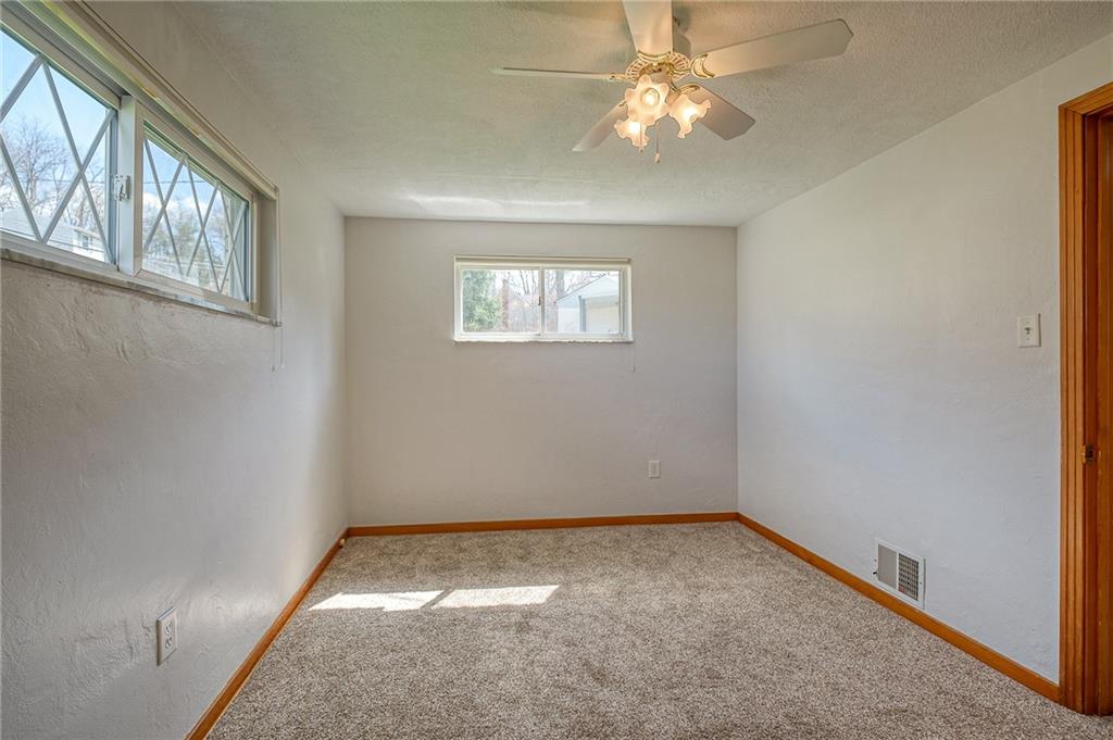 107 Logan Road Imperial, PA 15126 - Photo 10 of 25 Gallery Image 10