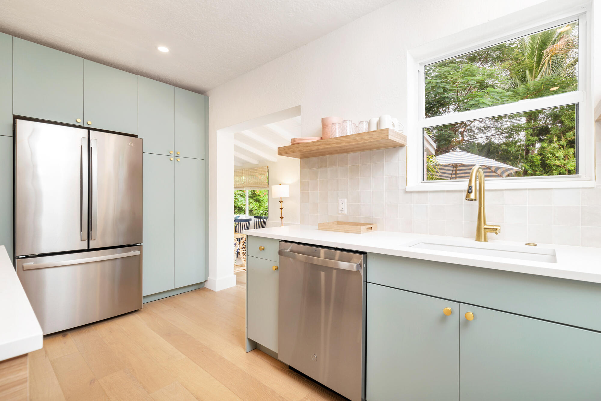 353 Gregory Road West Palm Beach, FL 33405 - Photo 11 of 36 low-15