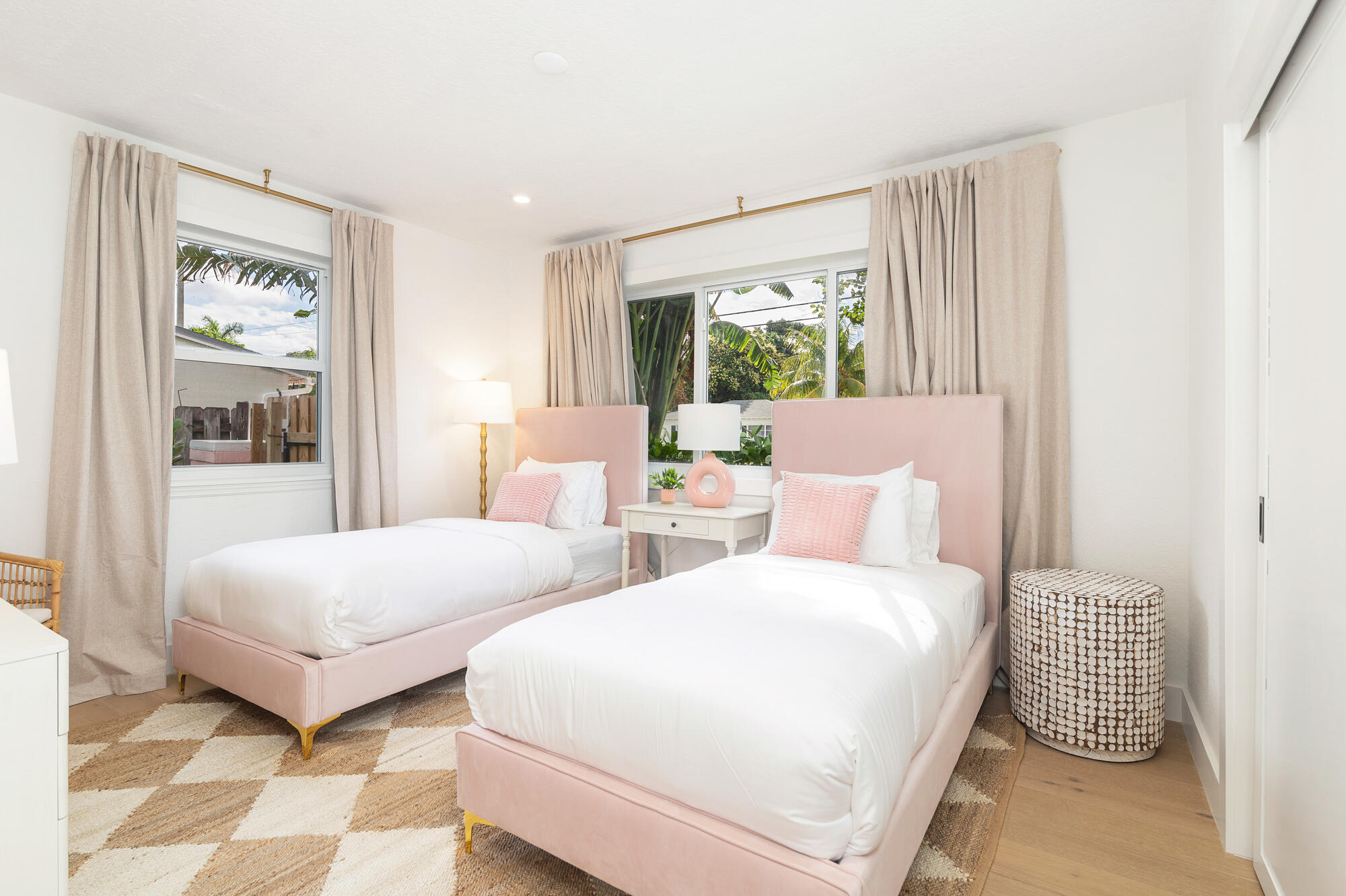 353 Gregory Road West Palm Beach, FL 33405 - Photo 18 of 36 low-22