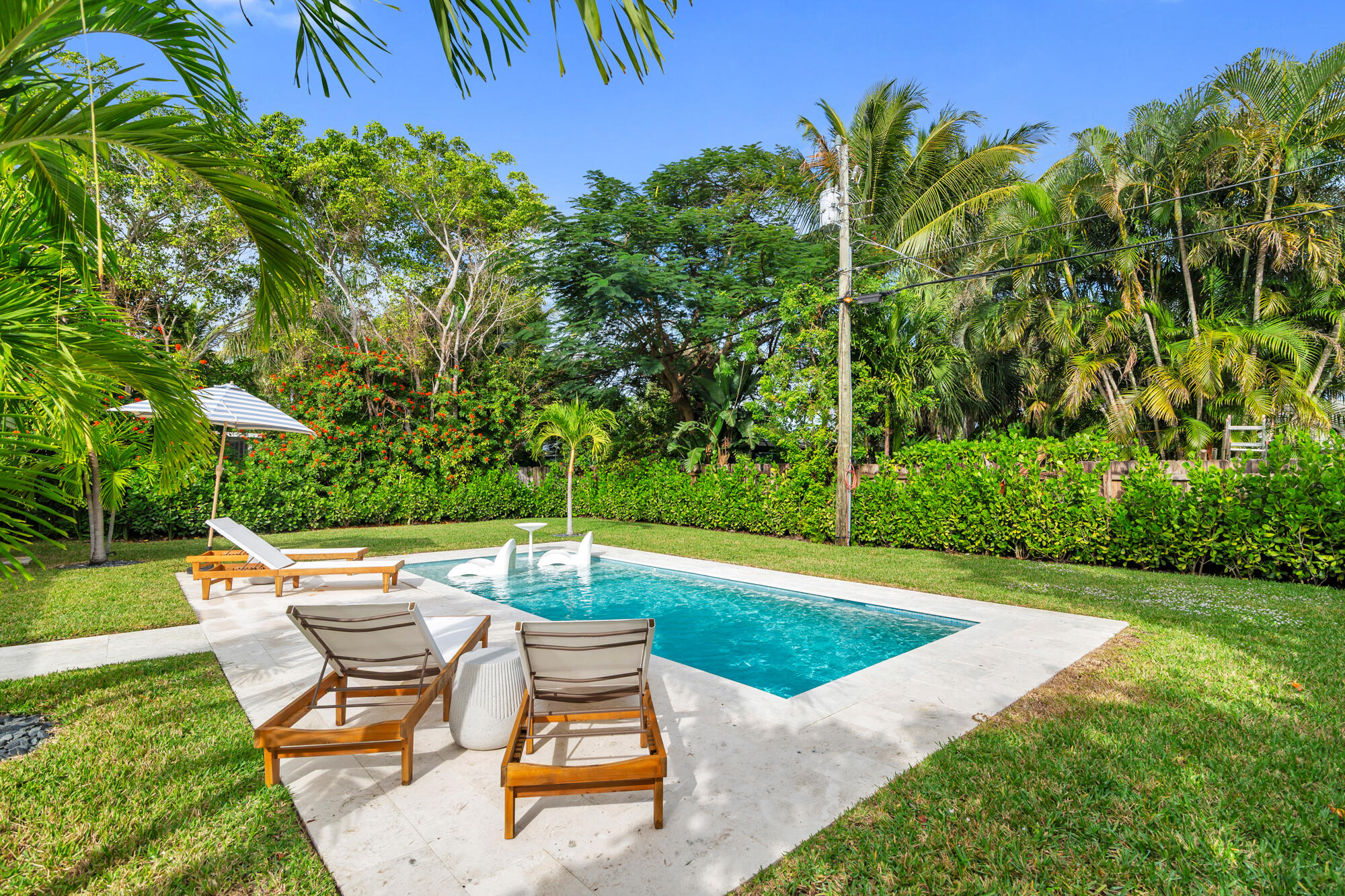 353 Gregory Road West Palm Beach, FL 33405 - Photo 23 of 36 low-27