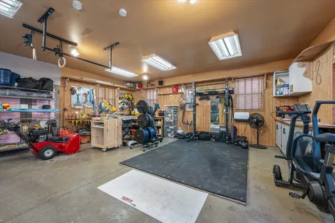 $695,000 | 1477 Oakwood Avenue, Highland Park, IL 60035