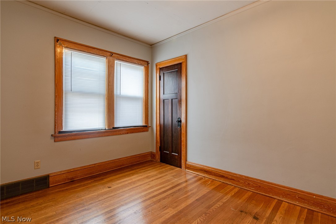 4487 Broadview Road Cleveland, OH 44109 - Photo 30 of 35