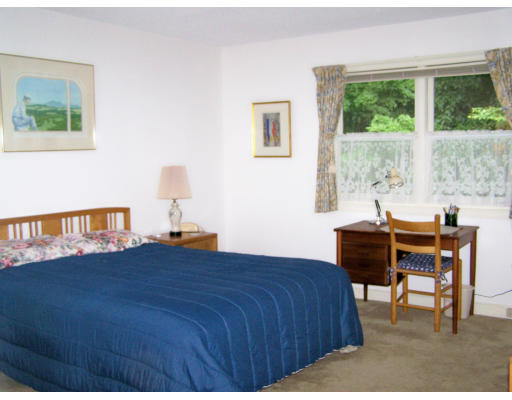 308 Country Road, Unit 308 Greenfield, MA 01301 - Photo 16 of 23 Gallery Image 16