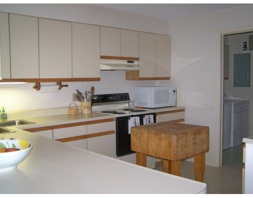 308 Country Road, Unit 308 Greenfield, MA 01301 - Photo 10 of 23 Gallery Image 10