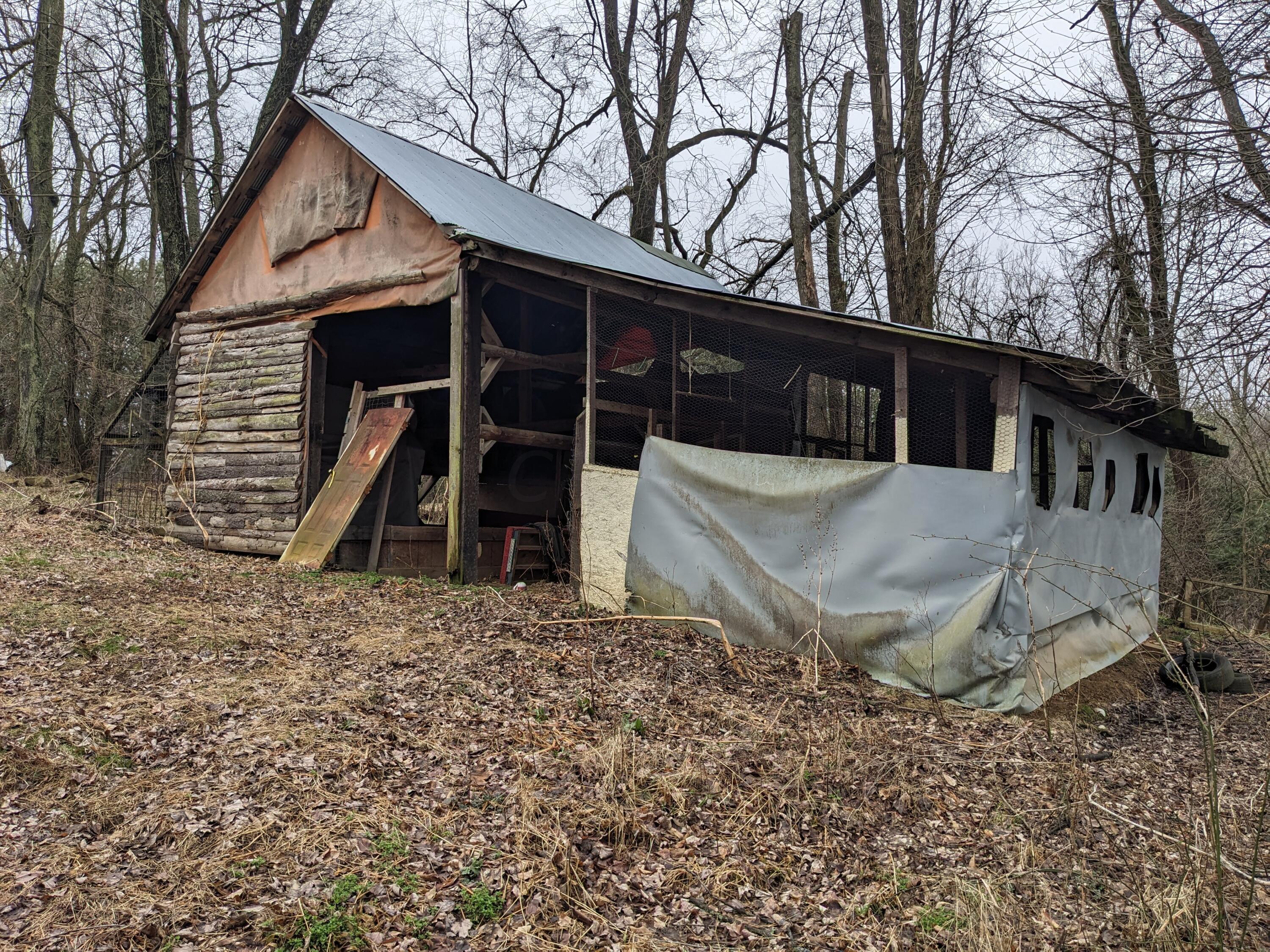 25140 Weber Road Howard, OH 43028 - Photo 16 of 22 16