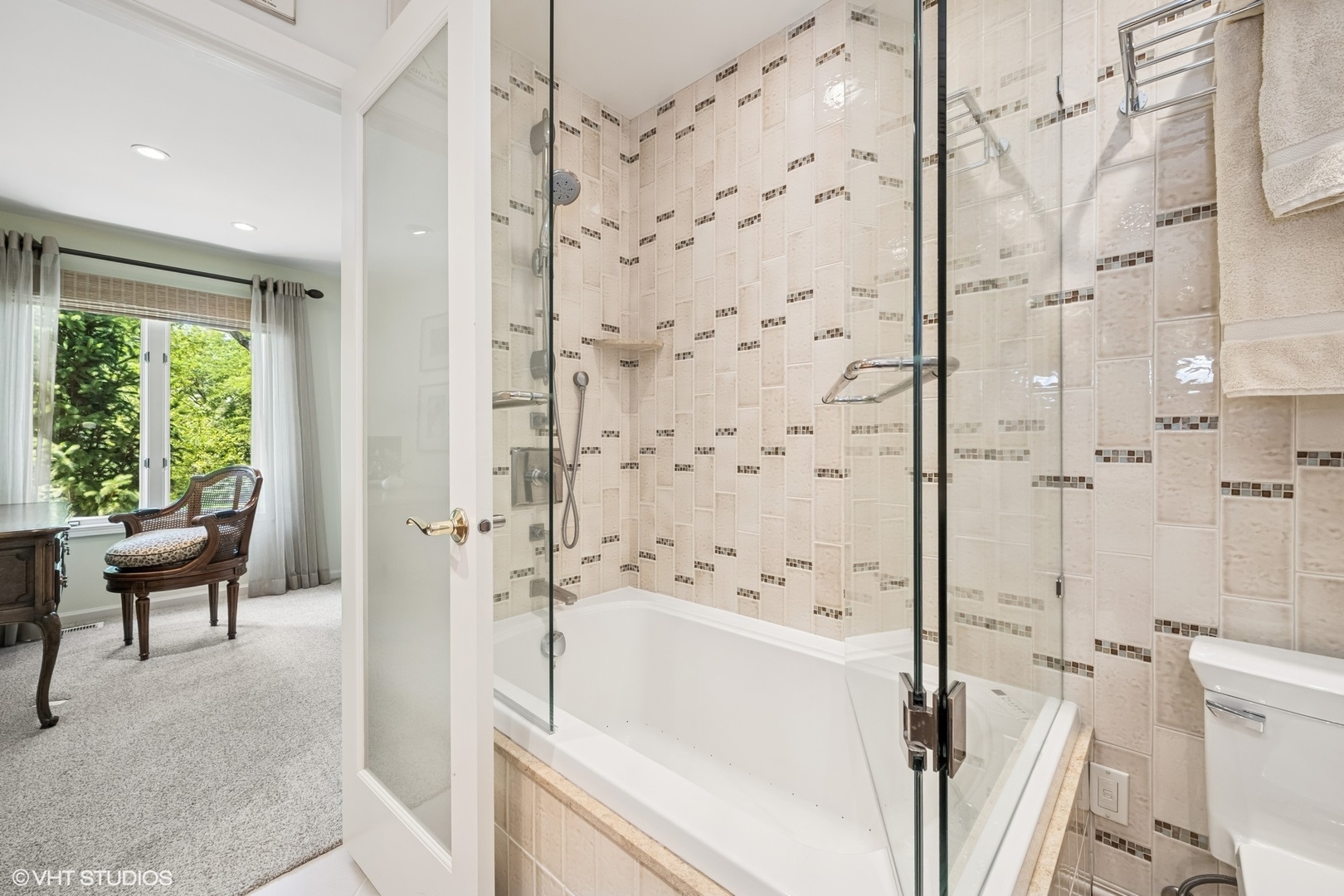 85 Ela Road Inverness, IL 60067 - Photo 47 of 89 a bathroom with a bathtub and a shower