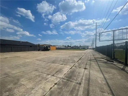 $290,000 | 15207 Highway 90, Paradis, LA 70080