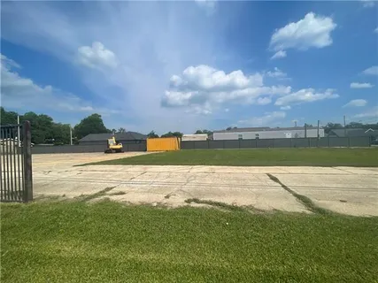 $290,000 | 15207 Highway 90, Paradis, LA 70080