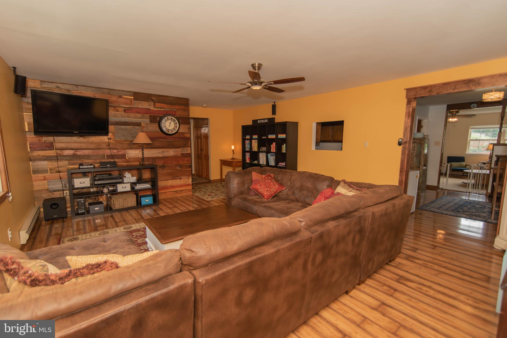 1946 Ritter Avenue Bristol, PA 19007 - Photo 16 of 34 Gallery Image 16