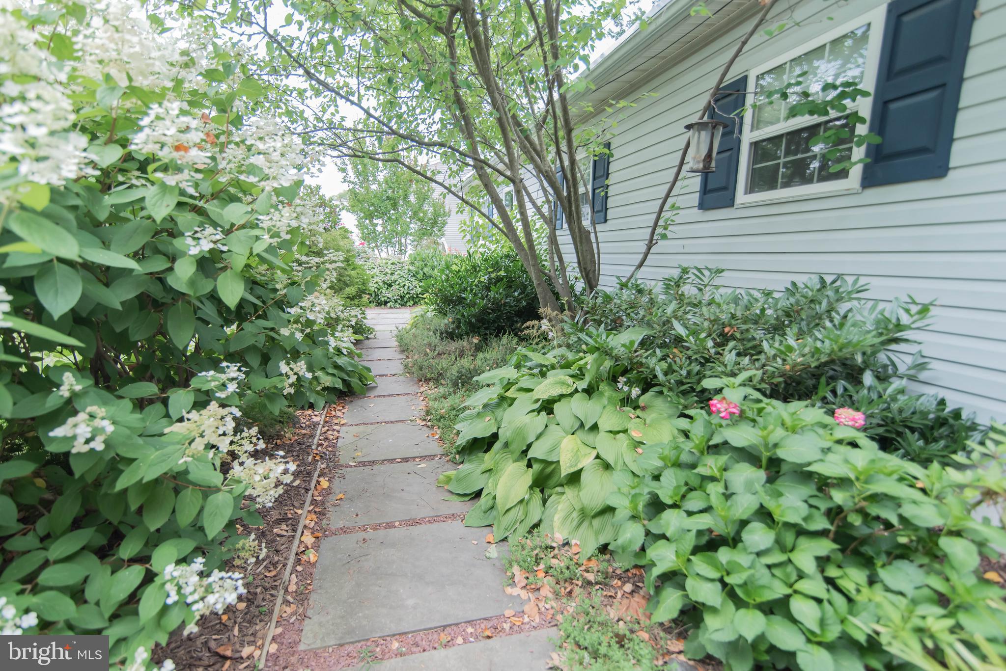1946 Ritter Avenue Bristol, PA 19007 - Photo 3 of 34 Gallery Image 3