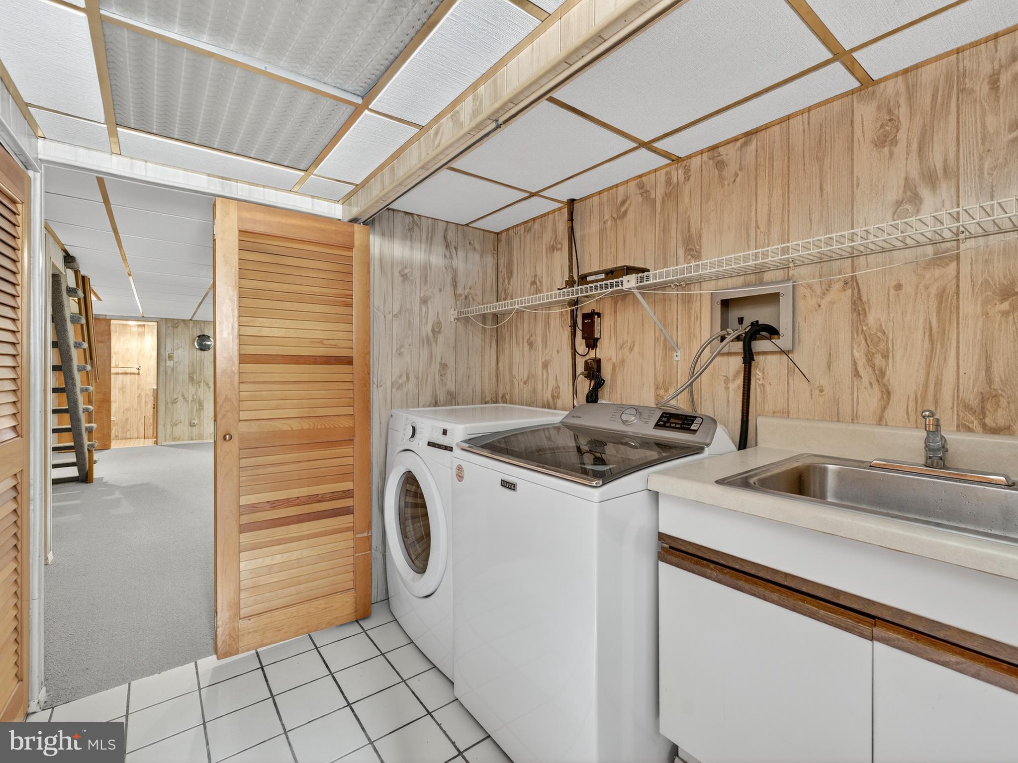 7559 Brookhaven Road Philadelphia, PA 19151 - Photo 14 of 25 Laundry Room