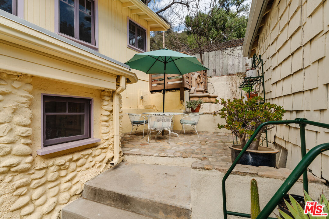 922 Old Topanga Canyon Road Topanga, CA 90290 - Photo 18 of 24