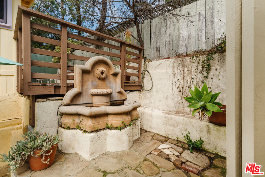 922 Old Topanga Canyon Road Topanga, CA 90290 - Photo 19 of 24