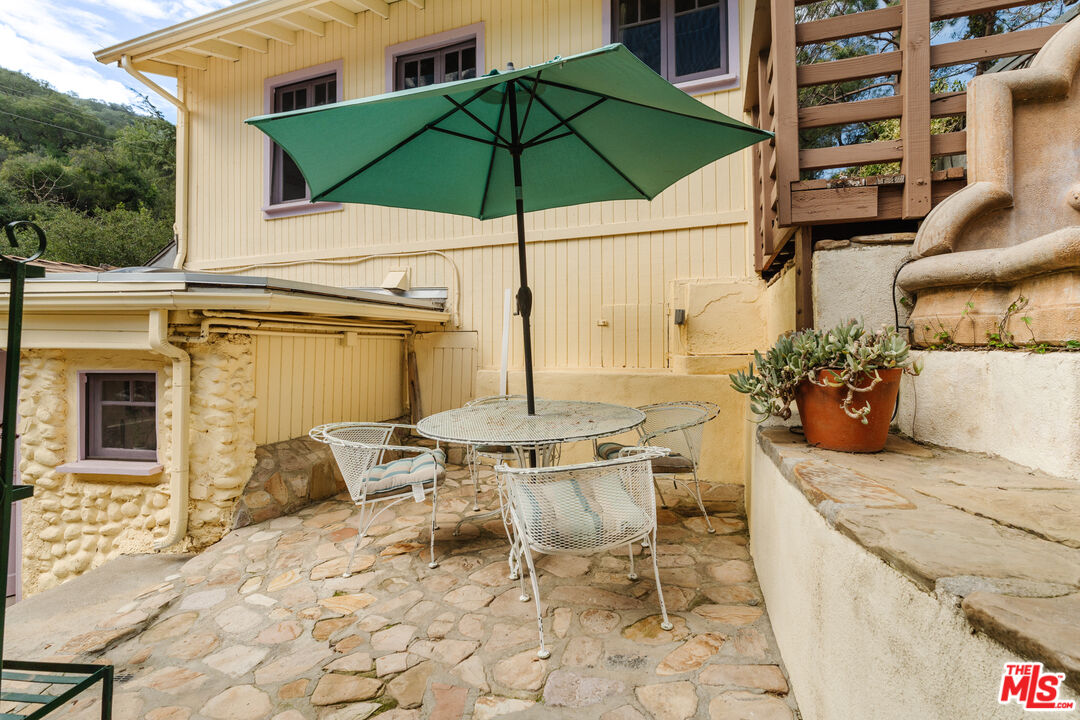 922 Old Topanga Canyon Road Topanga, CA 90290 - Photo 21 of 24