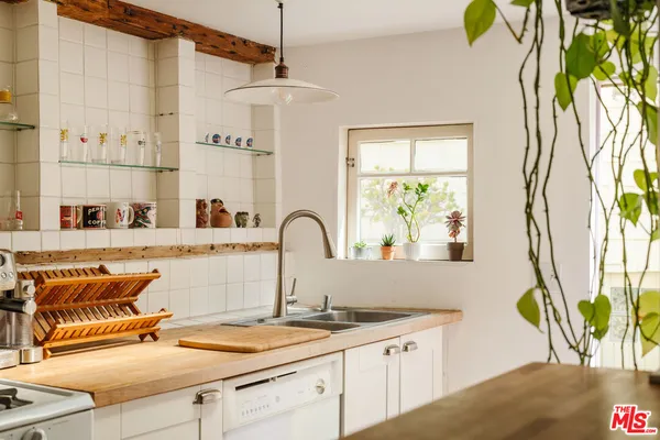 $825,000 | Undisclosed Address, Topanga, CA 90290
