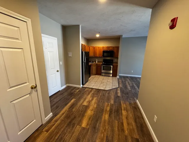 $1,490 | 95 Park Street, Unit 4, Attleboro, MA 02703