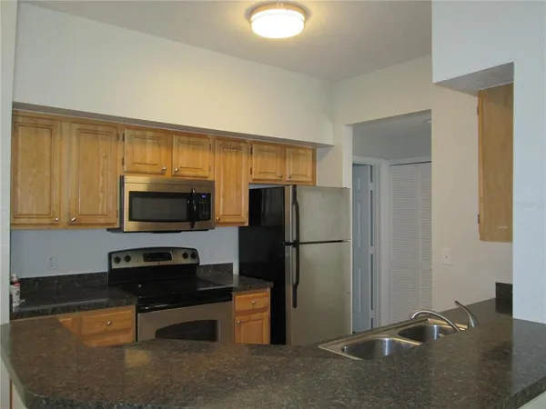 $1,650 | 5957 Westgate Drive, Unit 1912, Orlando, FL 32835