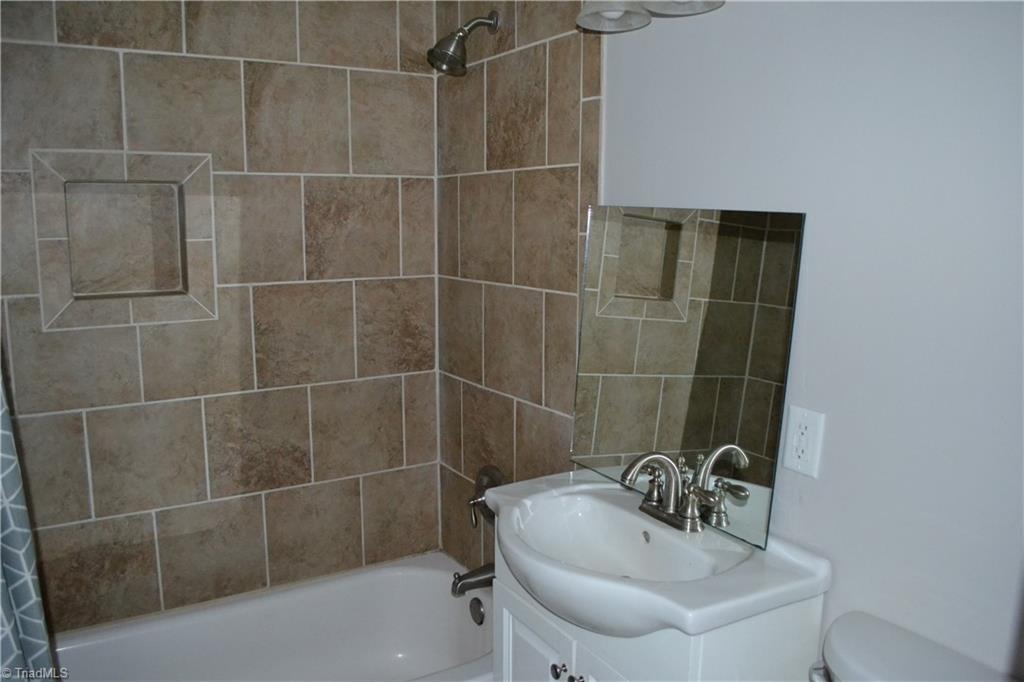 1650 Bethany Road Madison, NC 27025 - Photo 13 of 15