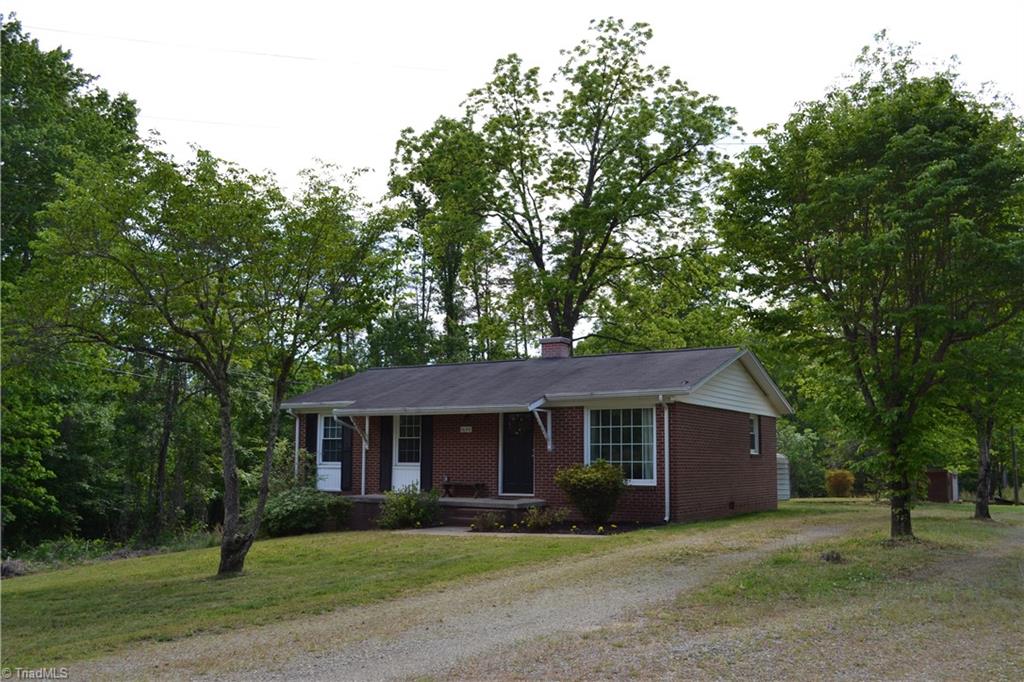 1650 Bethany Road Madison, NC 27025 - Photo 3 of 15