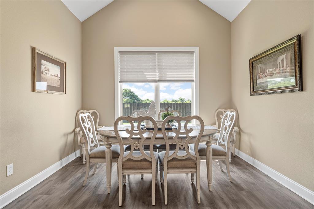 10133 T T Bury Lane Waco, TX 76708 - Photo 8 of 30