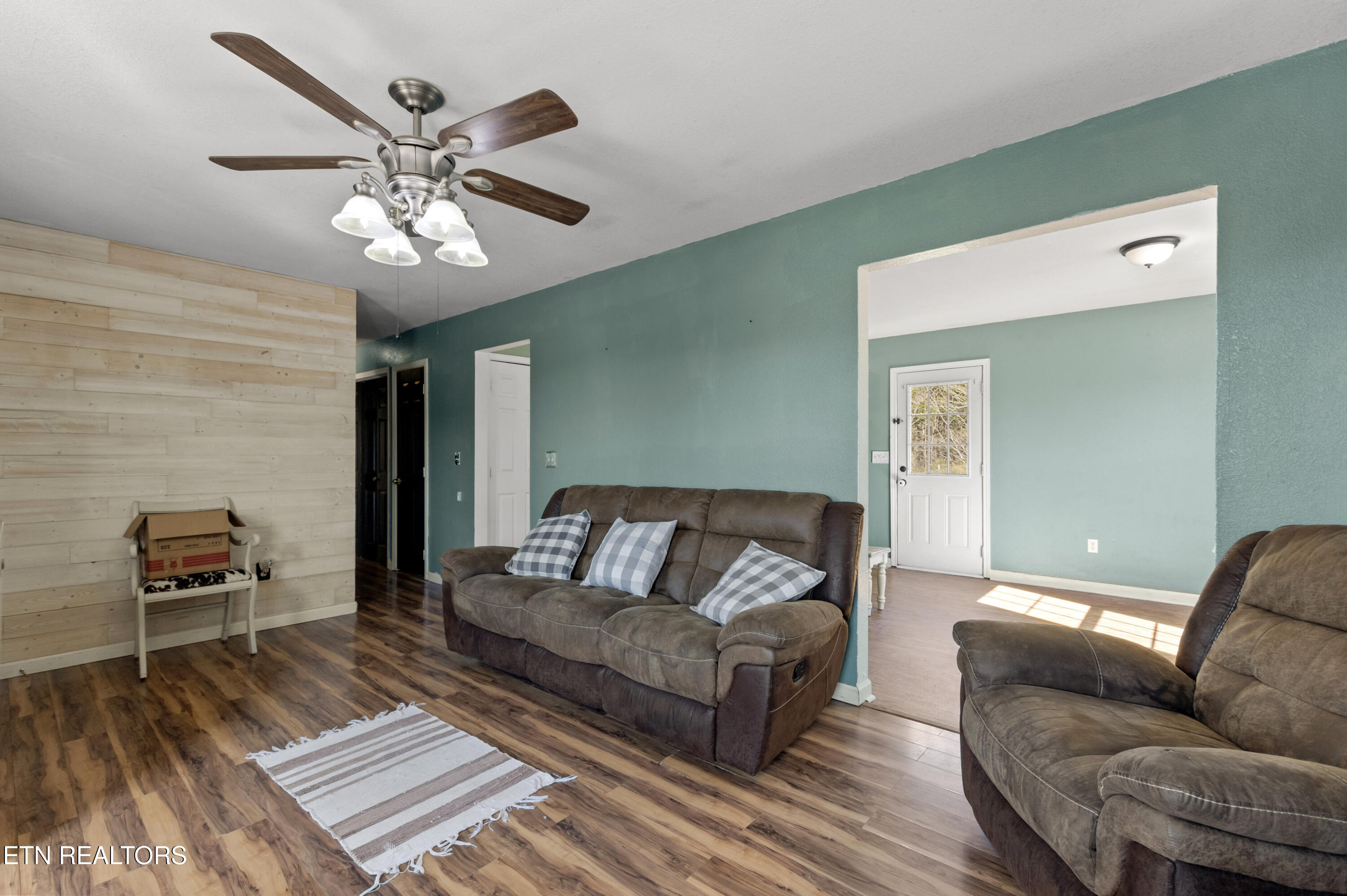 243 Sandy Hill Road La Follette, TN 37766 - Photo 15 of 28 41-DSC_3761