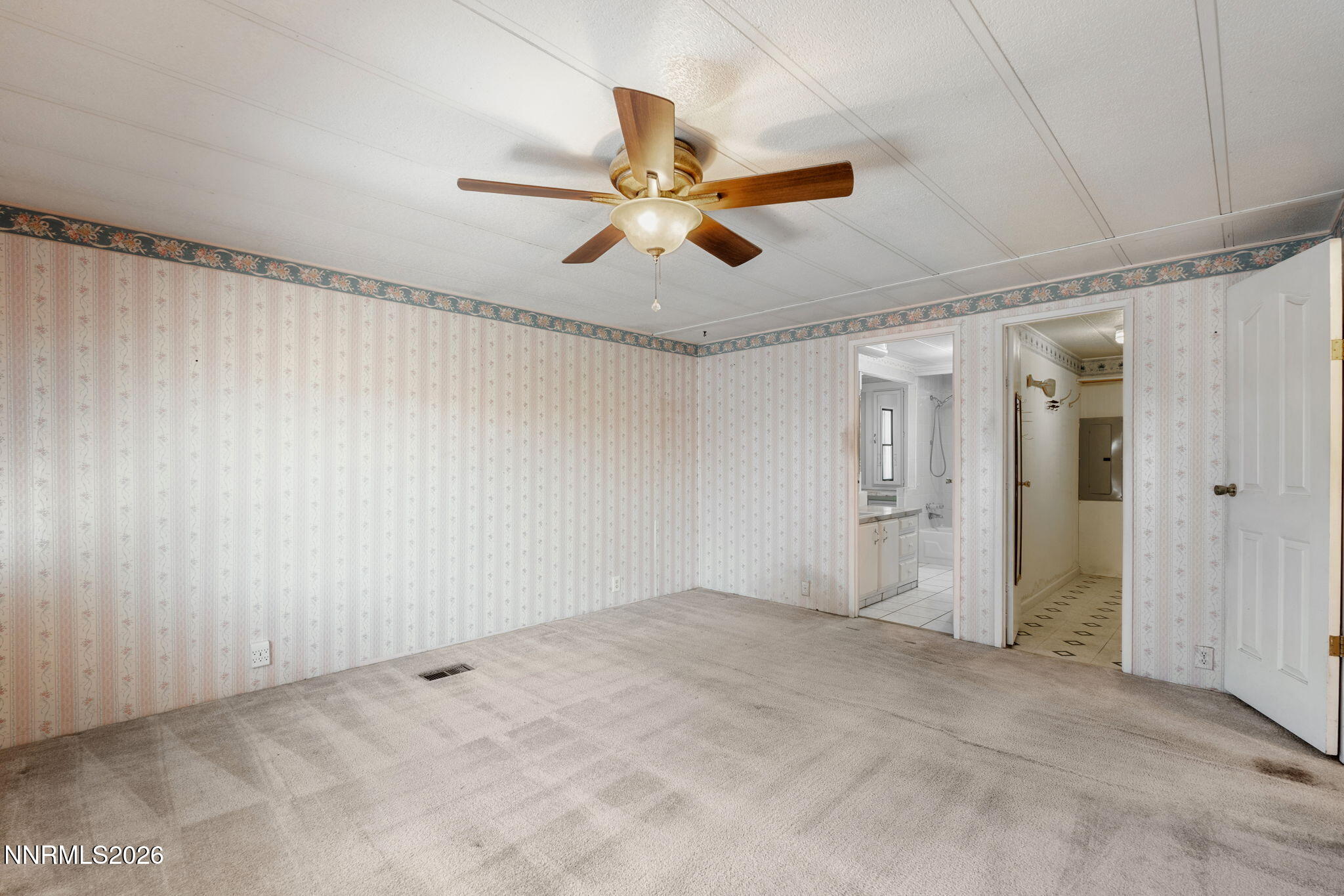 150 Chlorite Court Reno, NV 89521 - Photo 19 of 42 22-web-or-mls-DSC02635