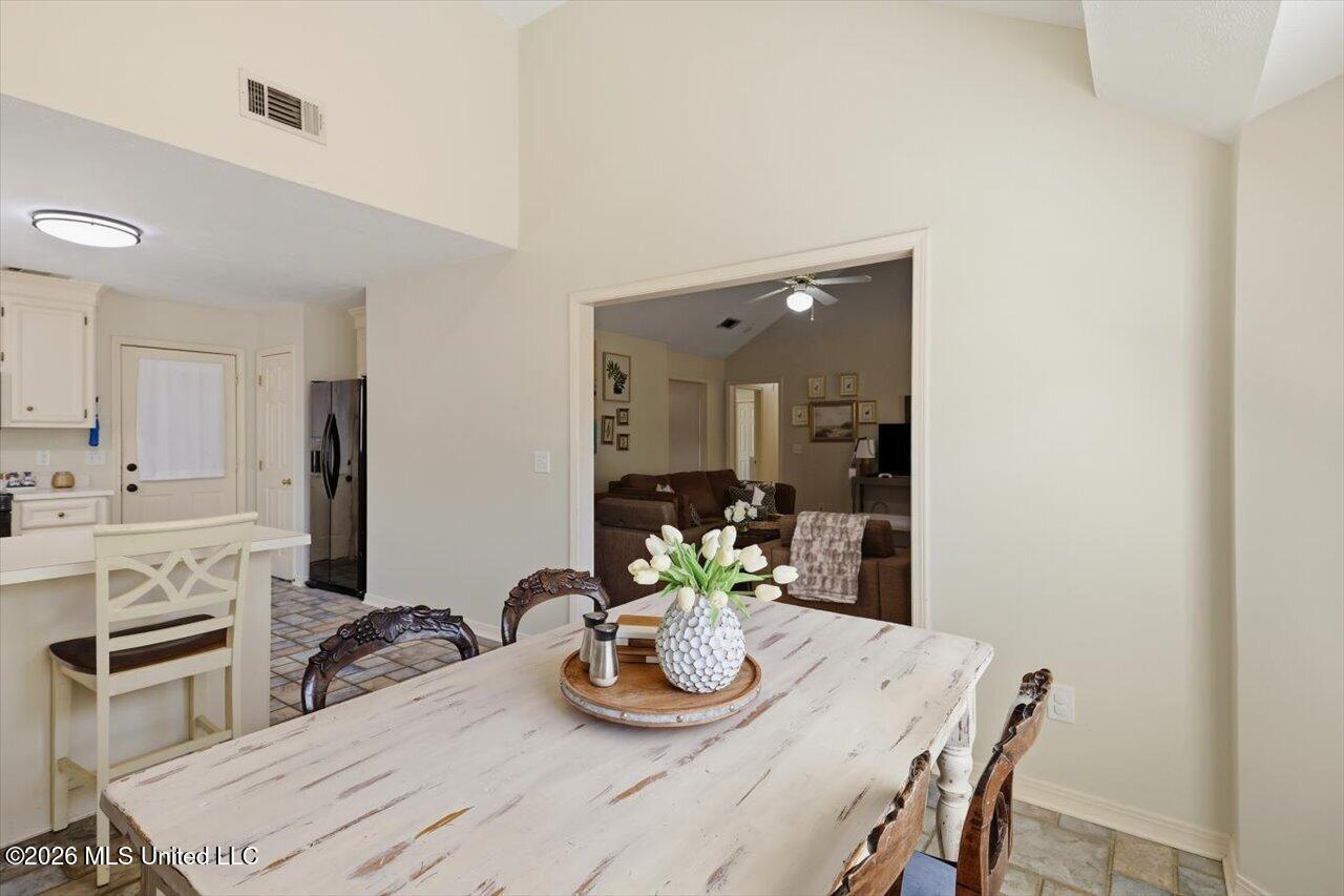 6016 Hawthorne Hill Road Flowood, MS 39232 - Photo 15 of 28 15-6016 Hawthorne Hill Rd _ Hometoursms.