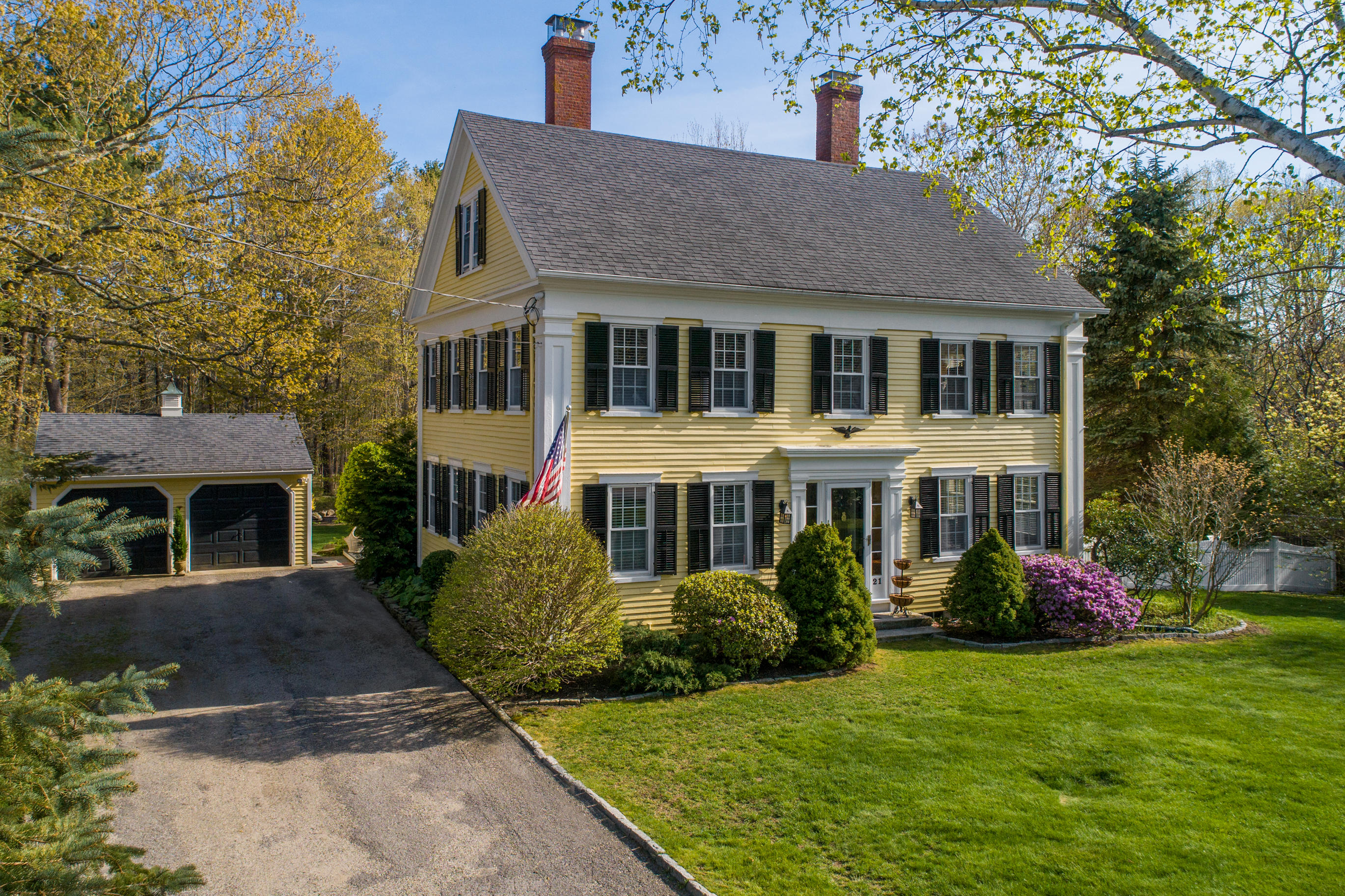 21 River Road Cape Neddick, ME 03902 - Photo 5 of 39 Front