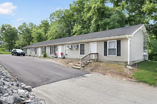 $474,900 | 185 Oak Street, Clarksville, TN 37042