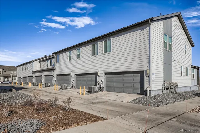$2,195 | 4767 Memphis Street, Denver, CO 80239