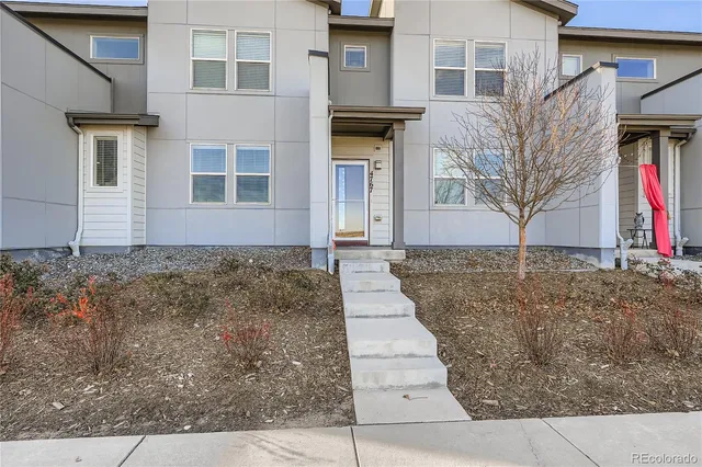 $2,195 | 4767 Memphis Street, Denver, CO 80239