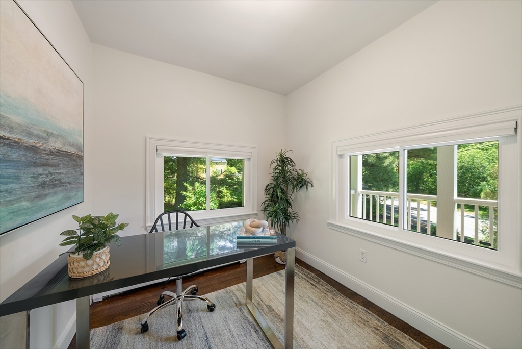 129 Dover Road Westwood, MA 02090 - Photo 20 of 41 Gallery Image 20