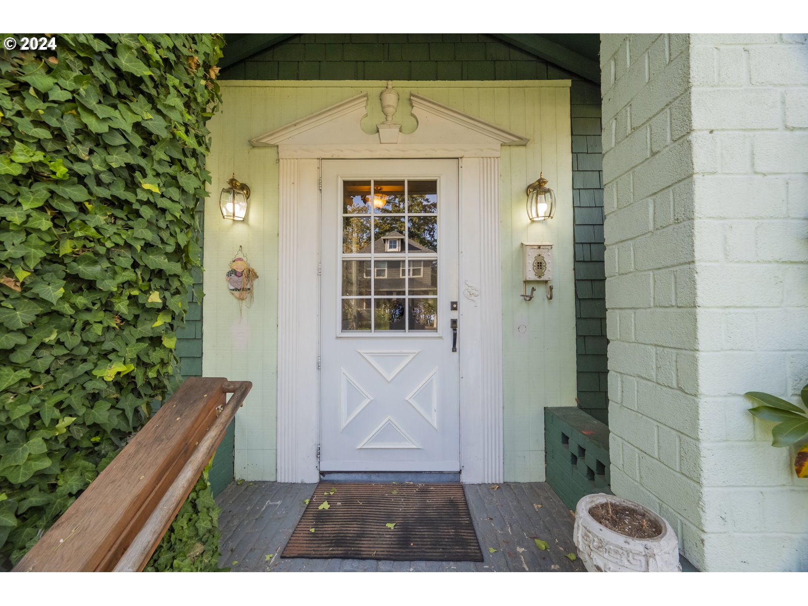 4417 Southeast 65th Avenue Portland, OR 97206 - Photo 37 of 38 a view of outdoor space