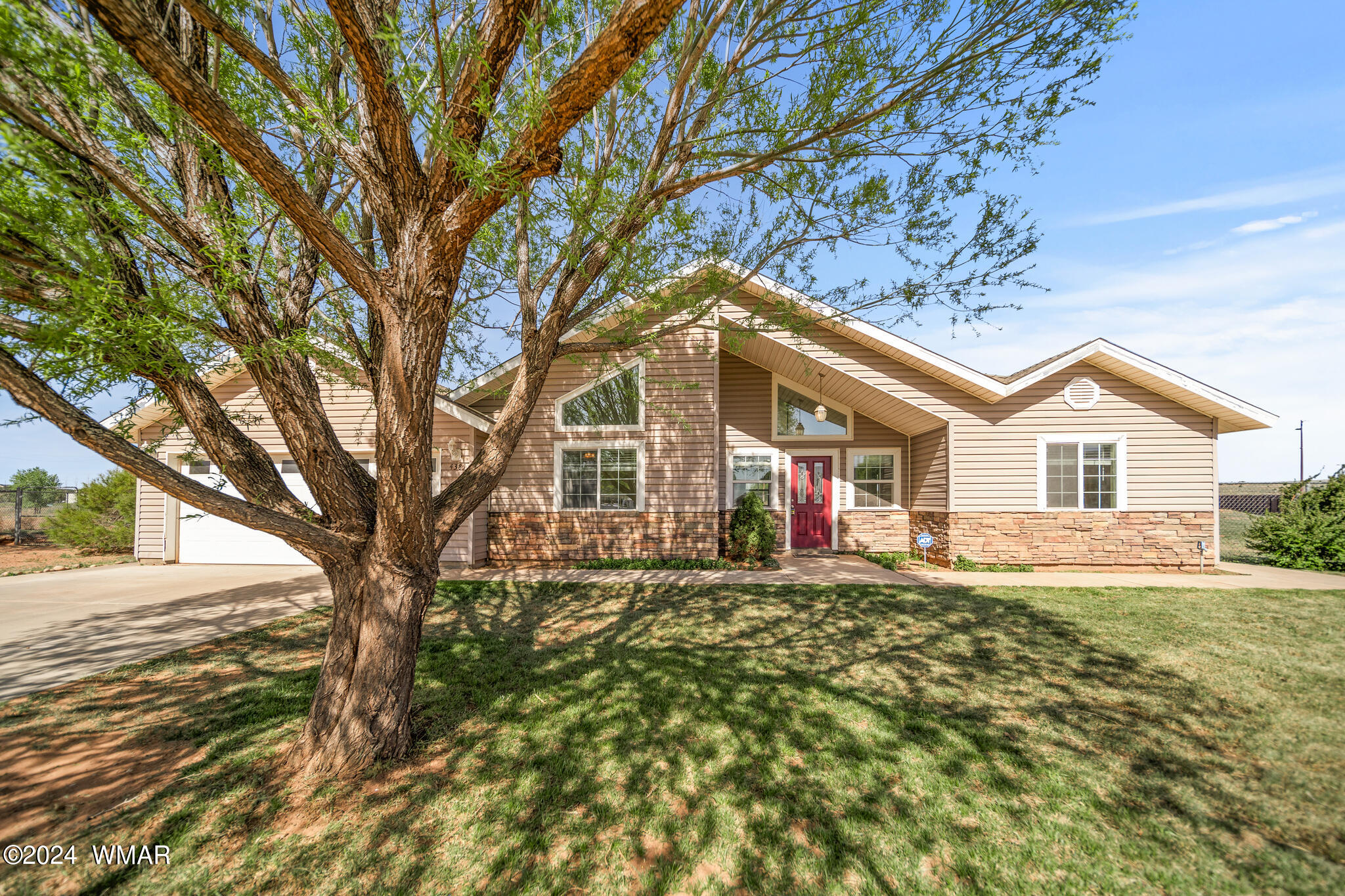 4385 Charolais Circle Taylor, AZ 85939 - Photo 2 of 43